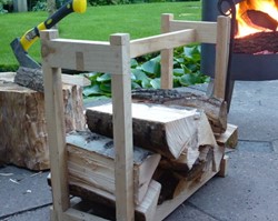 Houtsjouwer haardhoutbak, afm. 55 x 25 x 49,5 cm, essenhout
