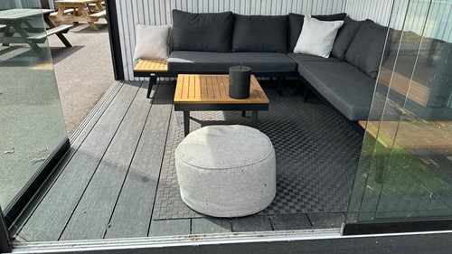 vlonder plm. 285x285 cm, showmodel met Fiberdeck composiet vlonderplanken Vintage Graphite, plankbreedte: 21cm