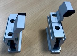 Meenemers voor glazen schuifwand - links of rechts