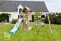 Speelhuis pagode met aanbouw